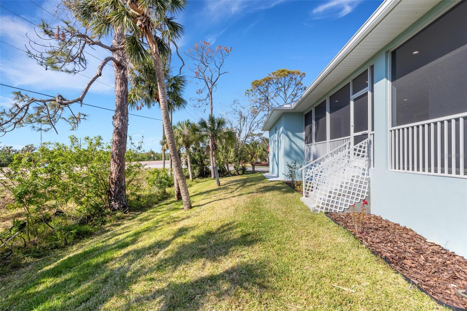 LAUREL LANDINGS ESTATES - Residential