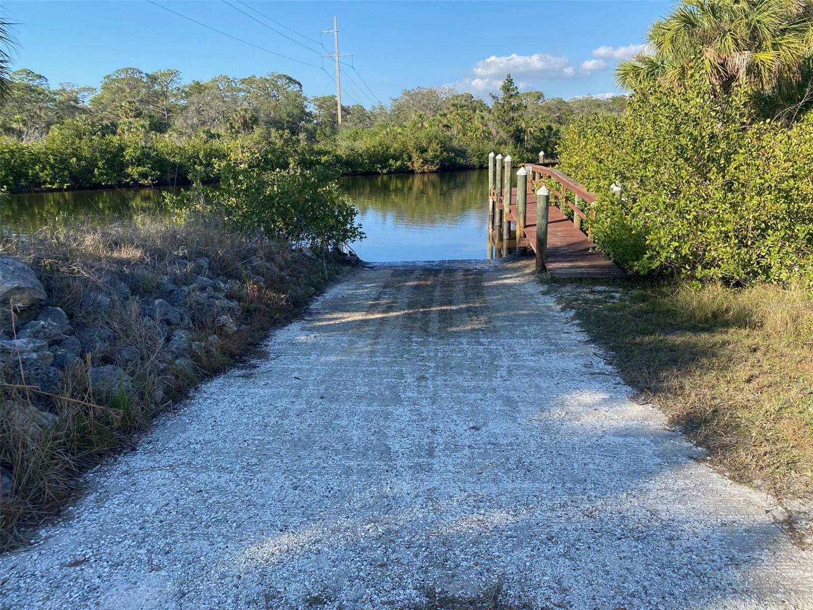LAUREL LANDINGS ESTATES - Residential