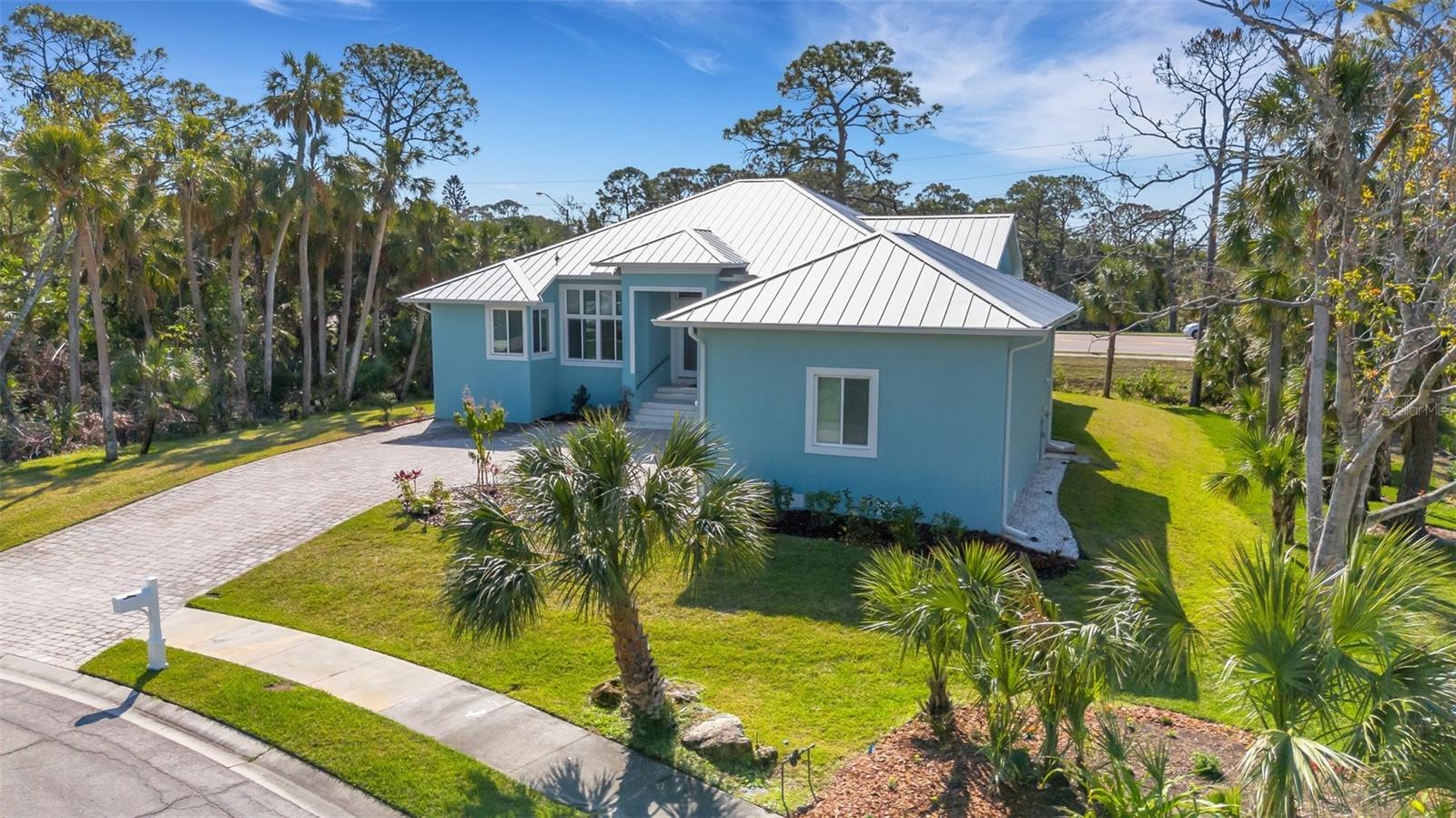 LAUREL LANDINGS ESTATES - Residential