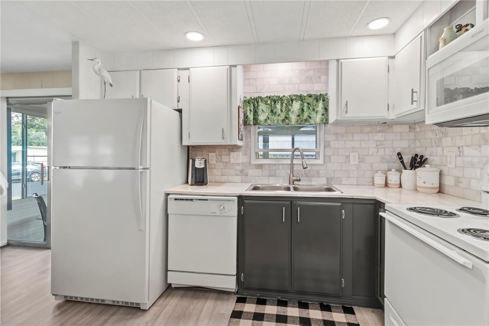 LEISURE LAKE MOBILE HOME PARK CO-OP - Residential