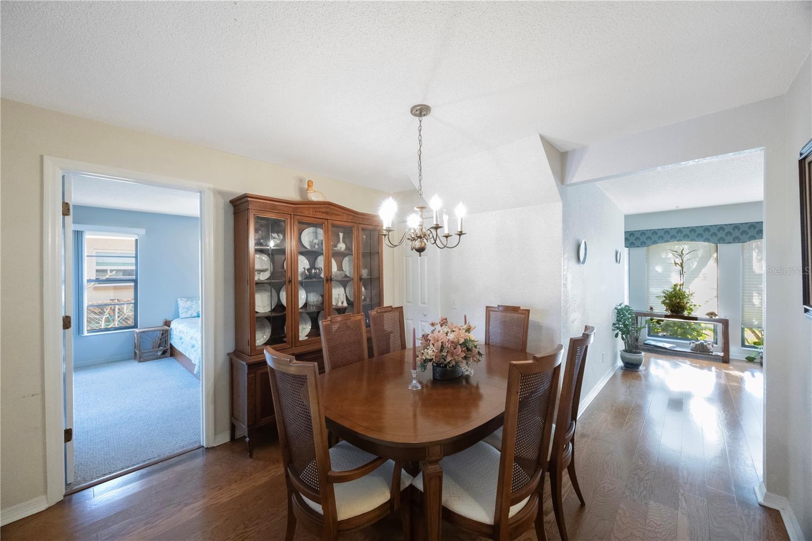 5938 OAKHURST DRIVE