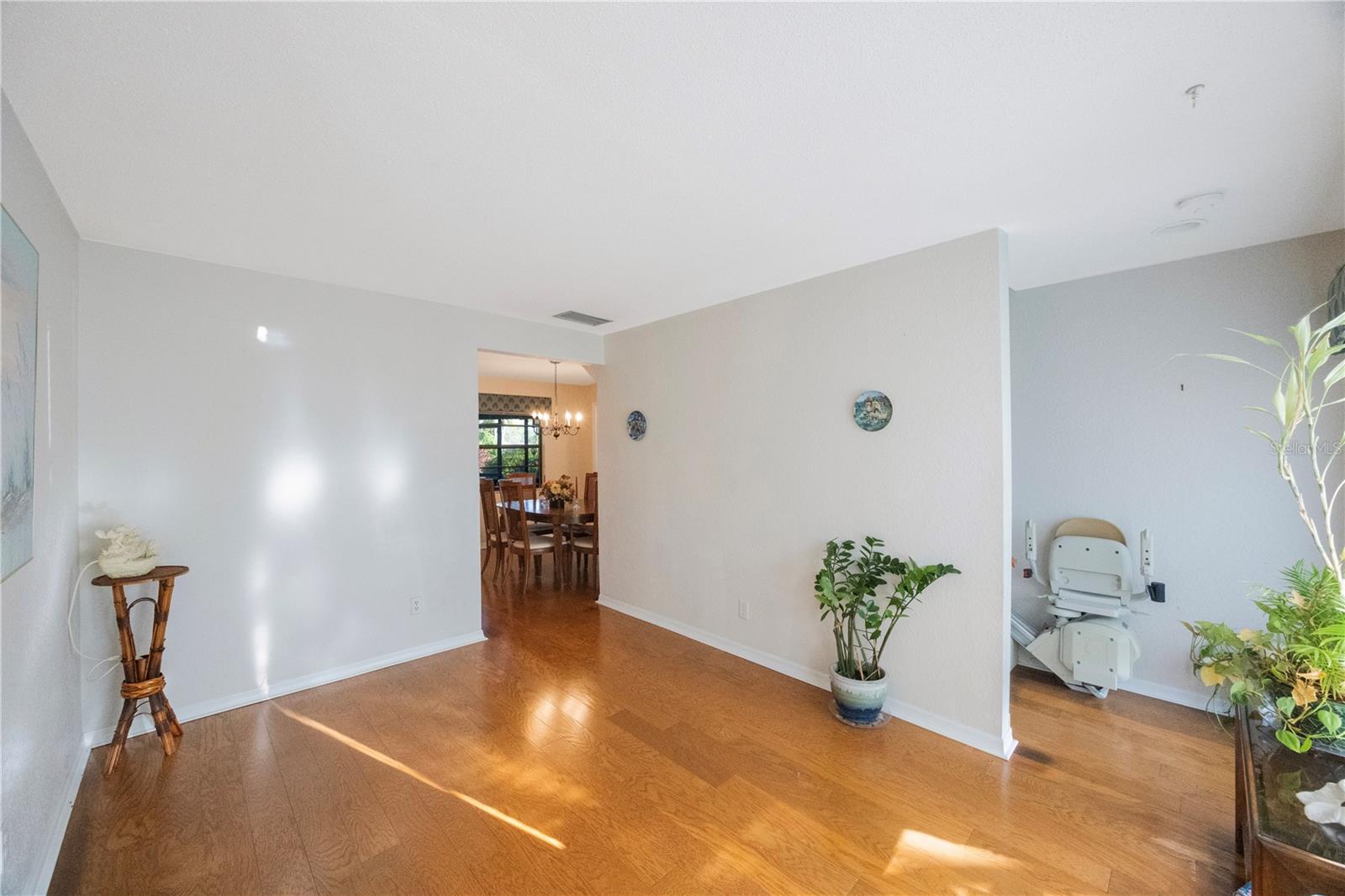 5938 OAKHURST DRIVE