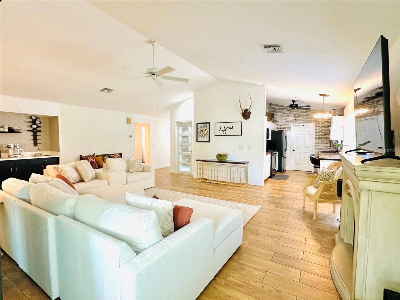 MOUNT DORA HIGH POINT AT LAKE DORA - Residential