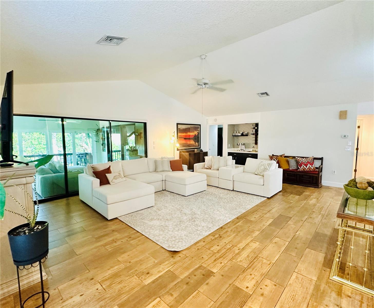 MOUNT DORA HIGH POINT AT LAKE DORA - Residential