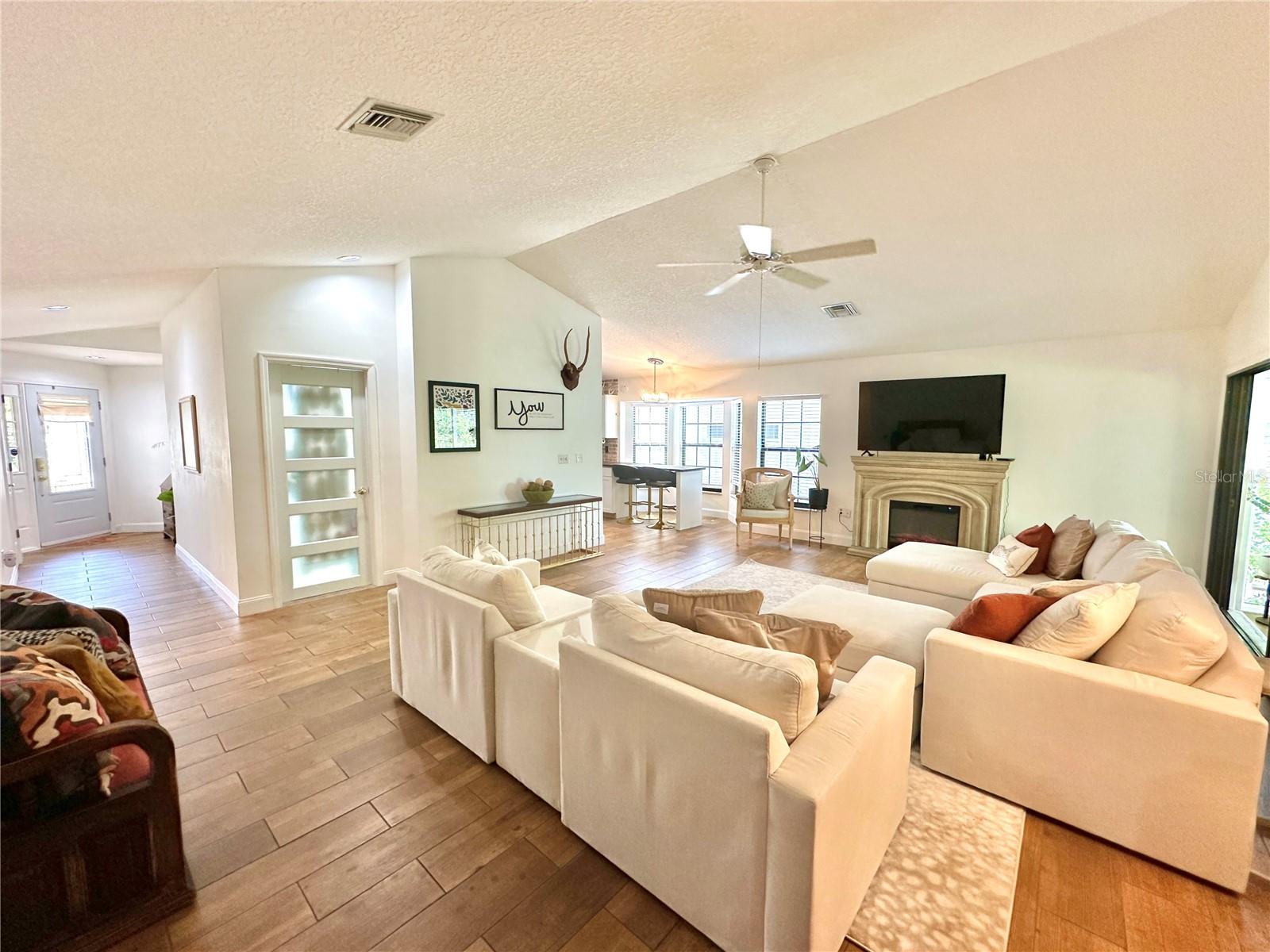 MOUNT DORA HIGH POINT AT LAKE DORA - Residential