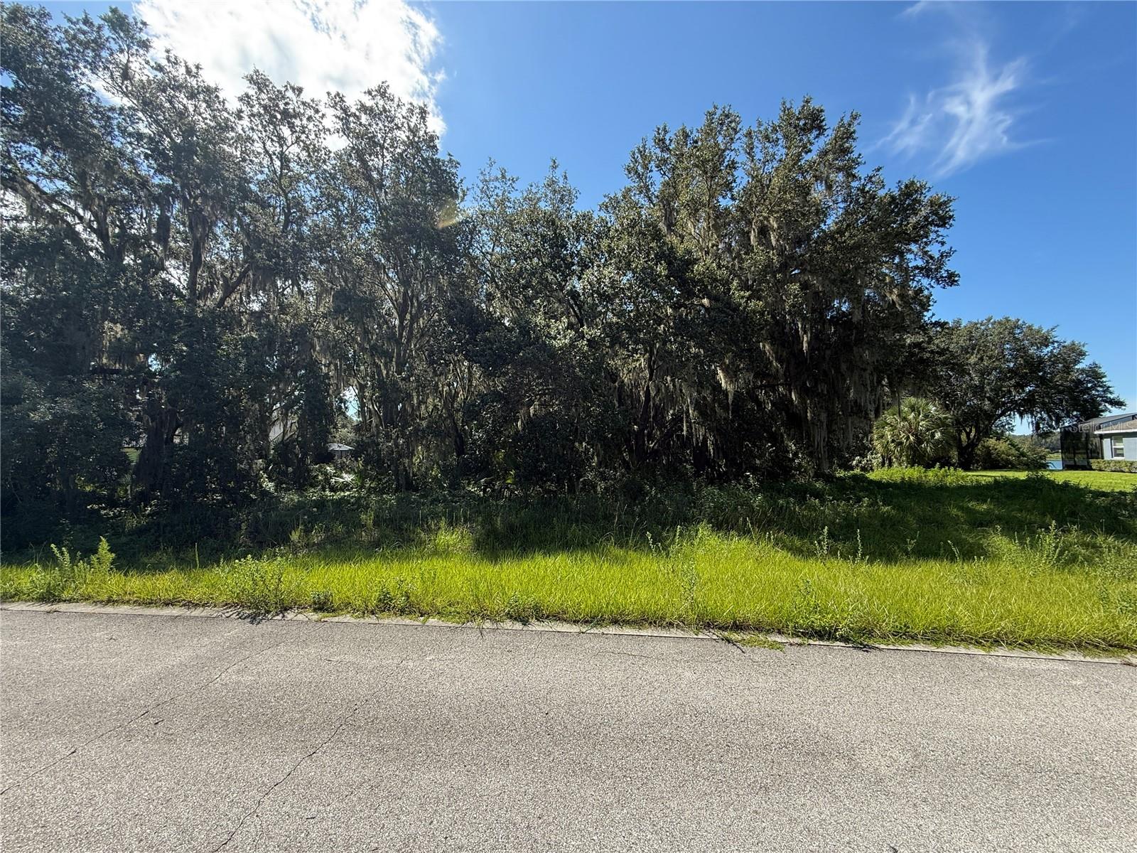 ?????? Build Your Dream Home in Black Bear Reserve – Eustis, FL
Discover the perfect blend of nature and luxury living with this beautiful ¾-acre treed lot in the sought-after Black Bear Reserve golf course community. Nestled among mature trees and surrounded by custom-built homes, this spacious property offers the ideal setting for your forever home or a weekend retreat.
Community Highlights:
• Championship Golf Course designed by P.B. Dye
• Tennis courts, playground, and clubhouse
• Peaceful, well-maintained neighborhood with low HOA fees
• Convenient to Mount Dora, Eustis, Tavares, and Sanford
• Easy access to SR 46 & the Wekiva Parkway for a quick commute to Orlando
Why You’ll Love This Lot:
• Oversized ¾-acre parcel – room for your dream floor plan, pool, and outdoor living
• Beautiful mature trees for shade, privacy, and curb appeal
• Located on a quiet street with minimal traffic
Bring your own builder and create a home that matches your vision in one of Lake County’s most desirable golf course communities.