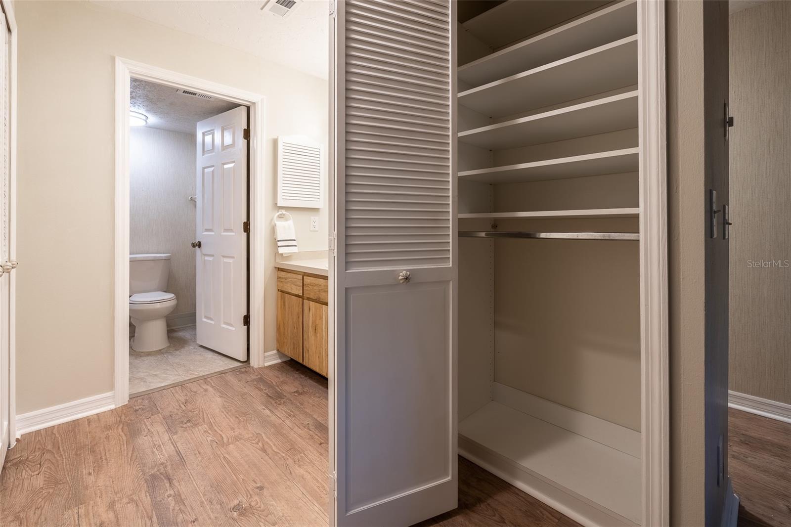 FOX MEADOW - Residential