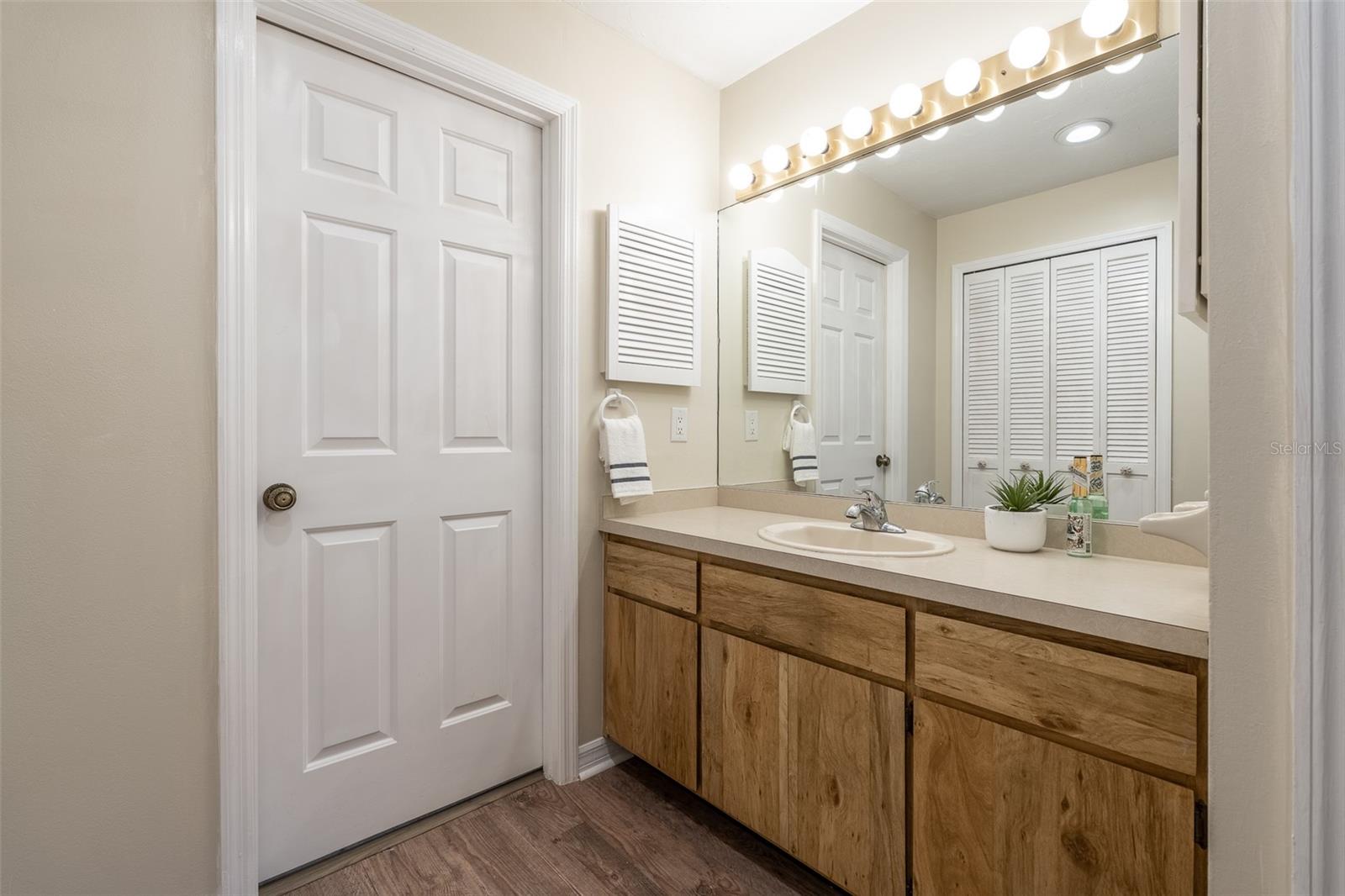 FOX MEADOW - Residential