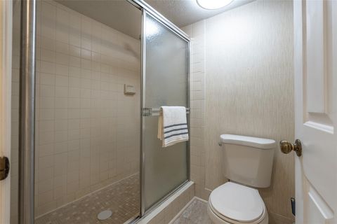 Tiny photo for 1720 NE 38 Avenue, Ocala, FL 34470 (MLS # OM721767)