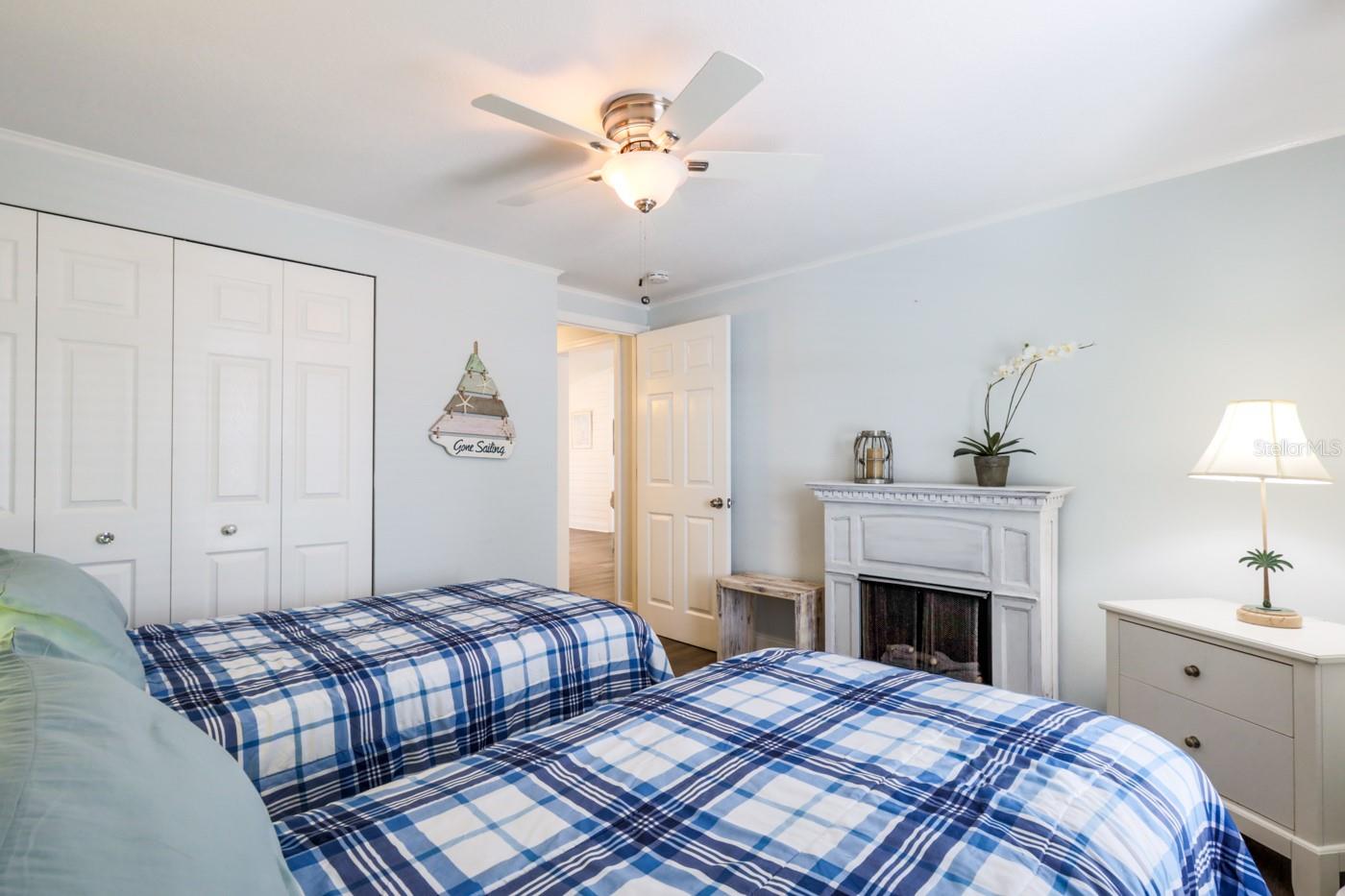 Riverwalk Condo - Residential