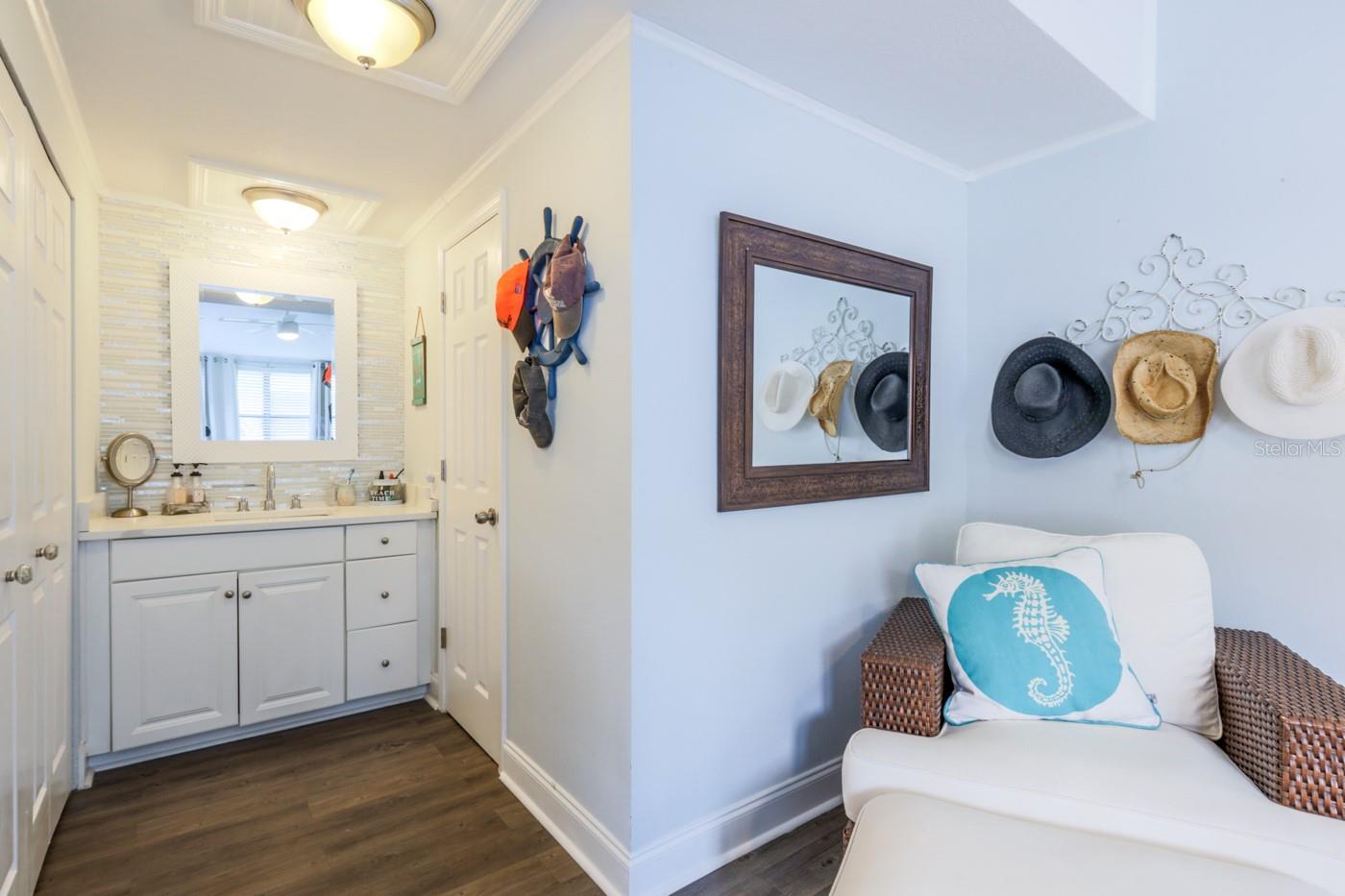 Riverwalk Condo - Residential