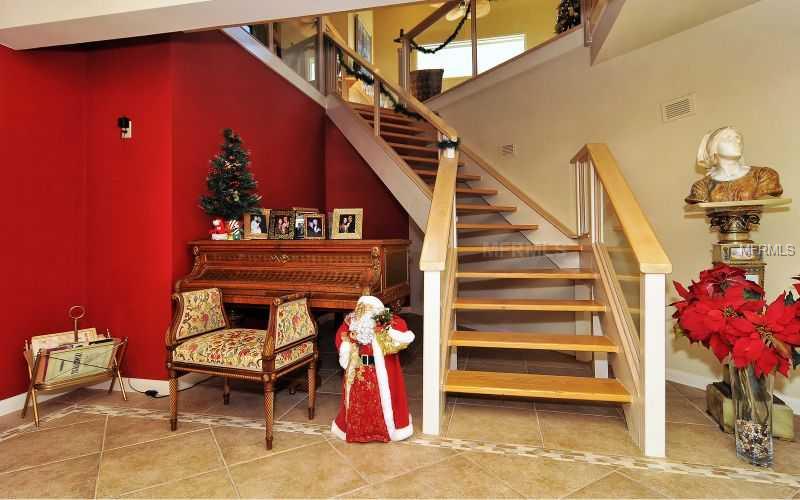 SLEEPY LAGOON - Residential