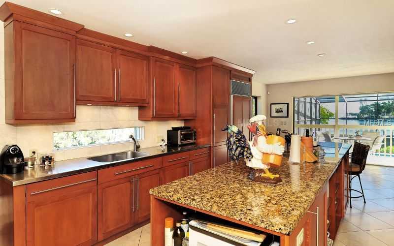 SLEEPY LAGOON - Residential