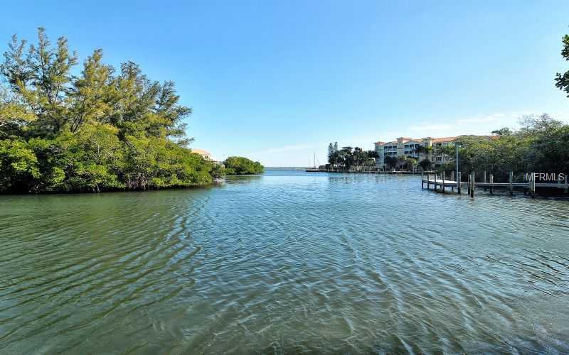 SLEEPY LAGOON - Residential