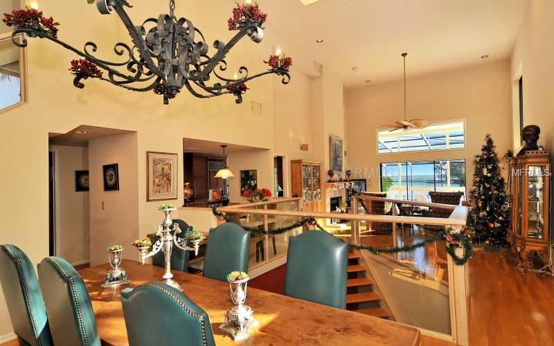 SLEEPY LAGOON - Residential