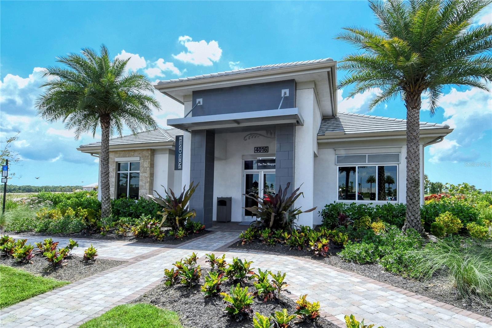 AZARIO ESPLANADE - Residential Lease