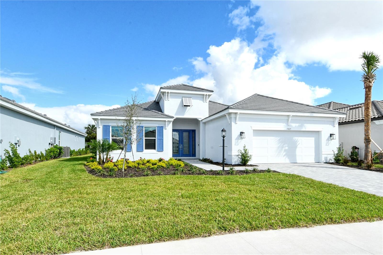AZARIO ESPLANADE - Residential Lease