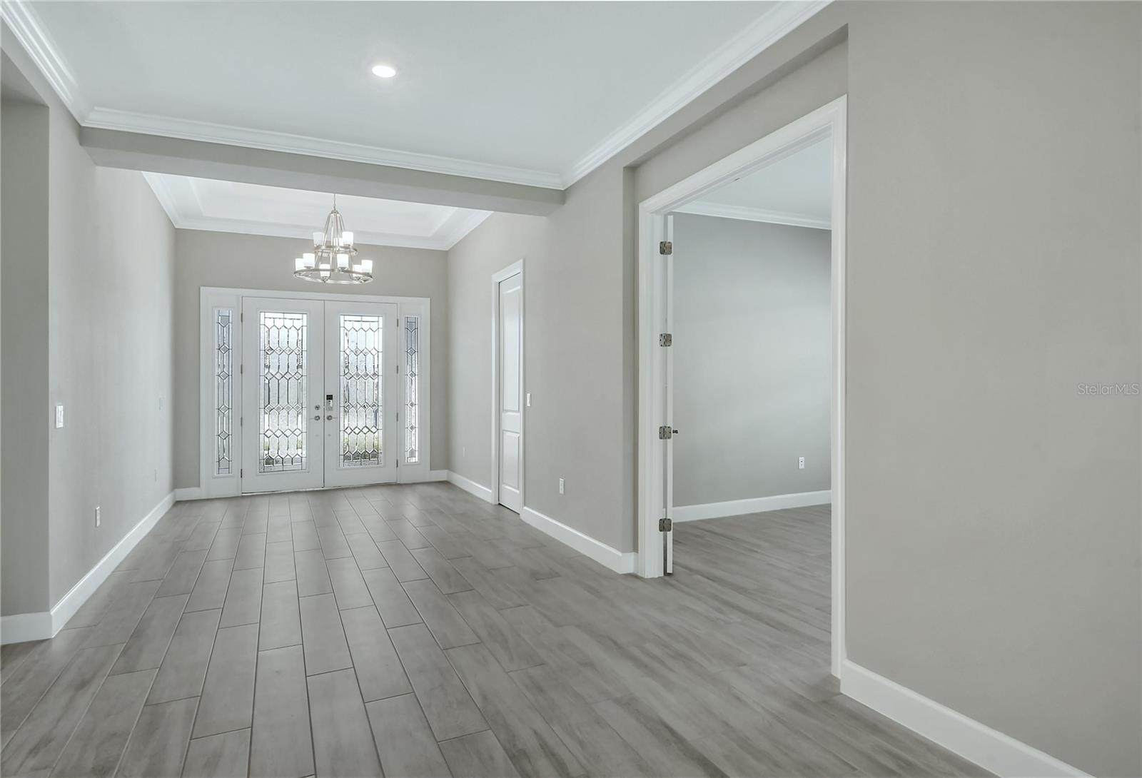 AZARIO ESPLANADE - Residential Lease