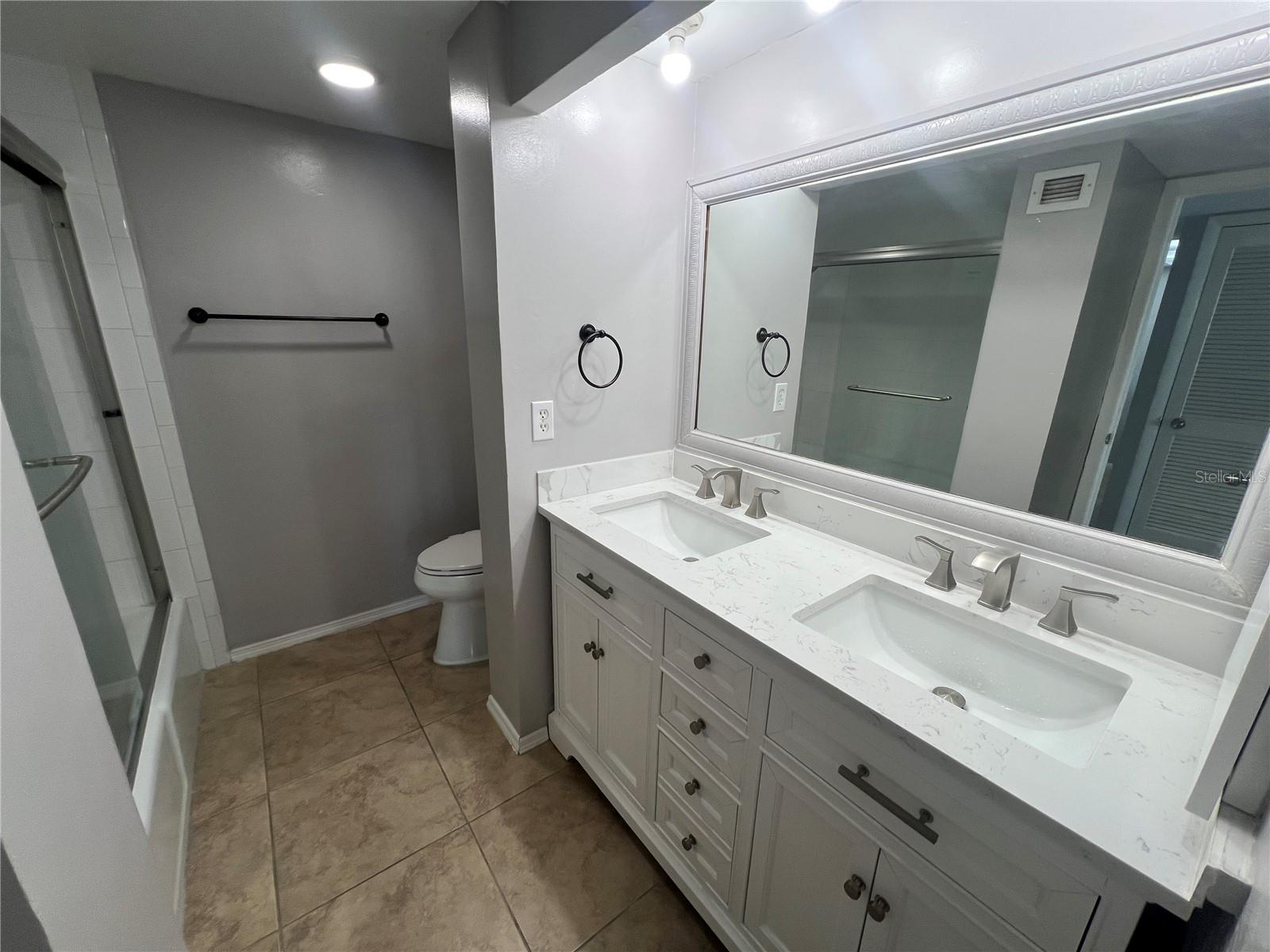 COVE CAY 26-20 VILLAGE II - Residential