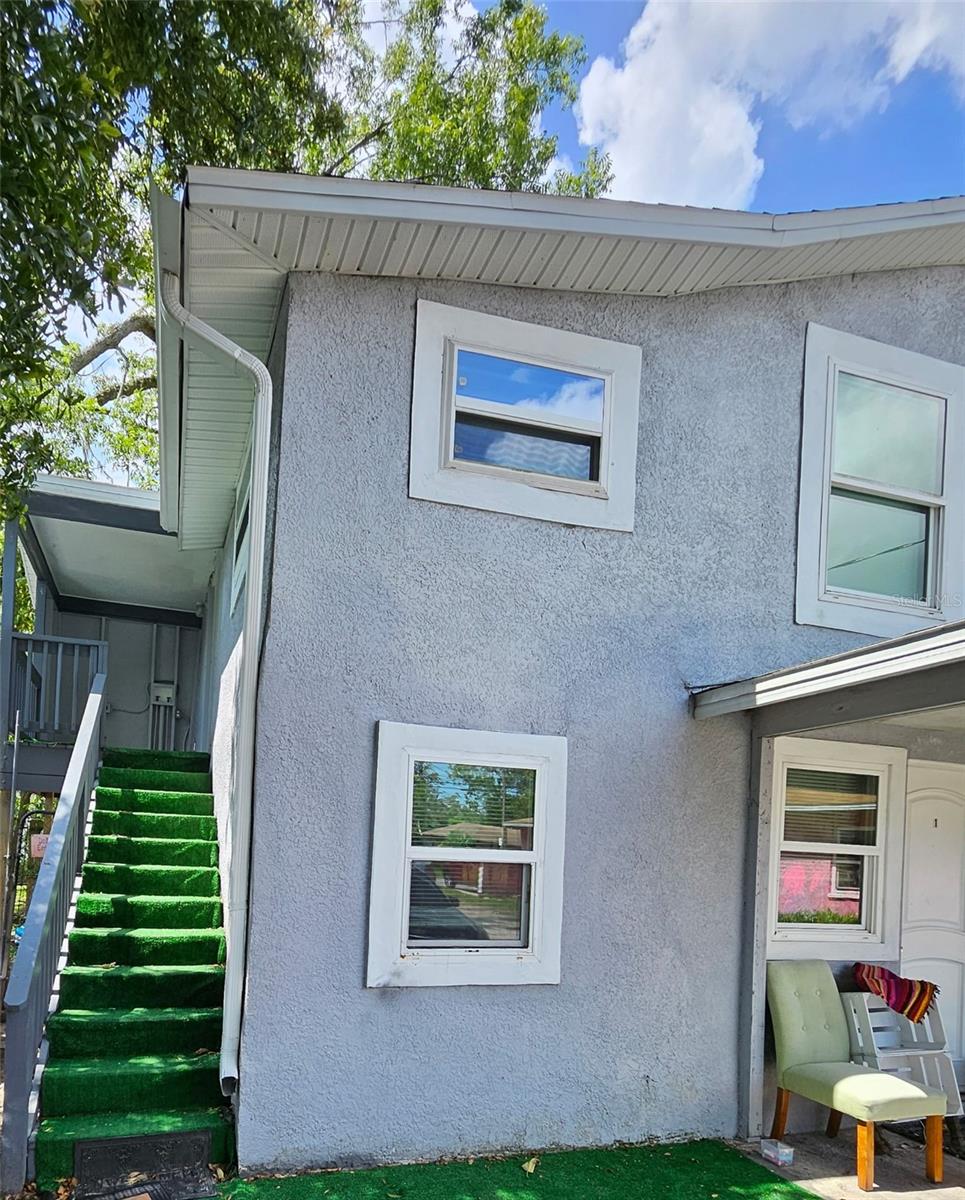 This 3-bedroom, 1-bath upstairs unit in a duplex, offers comfortable living in a convenient location. With a functional layout, this home provides plenty of natural light and space for everyday living. Located just minutes from downtown Lakeland, residents can enjoy nearby parks, schools, shopping, and dining, as well as easy access to I-4 for commuting to Tampa or Orlando. This home is a great option for anyone looking for a practical and well-situated place to live in the heart of Lakeland.