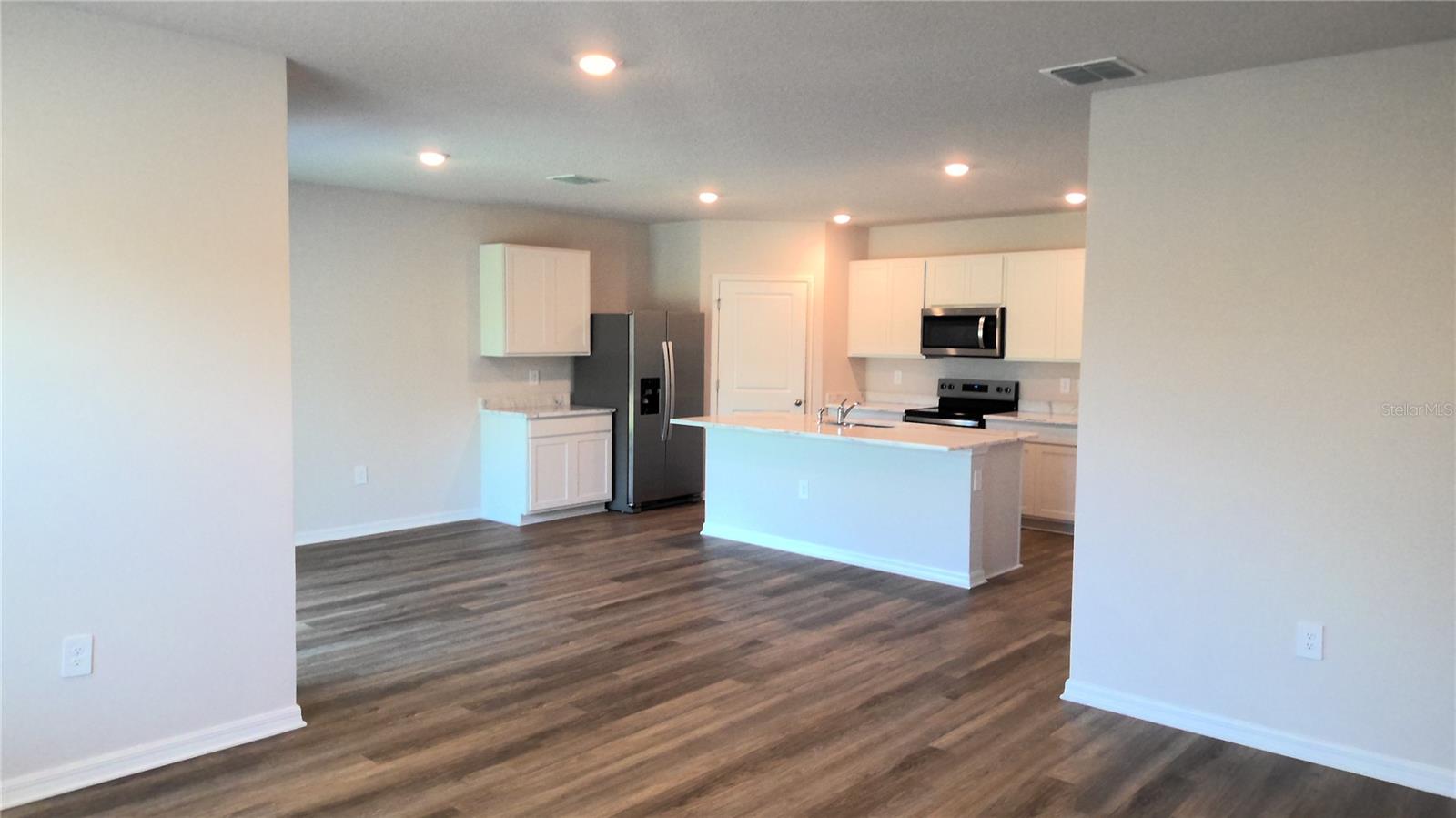 17036 JAMES TRAIL