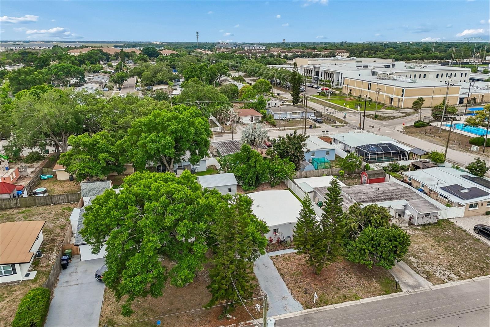 BAY BREEZE - Residential