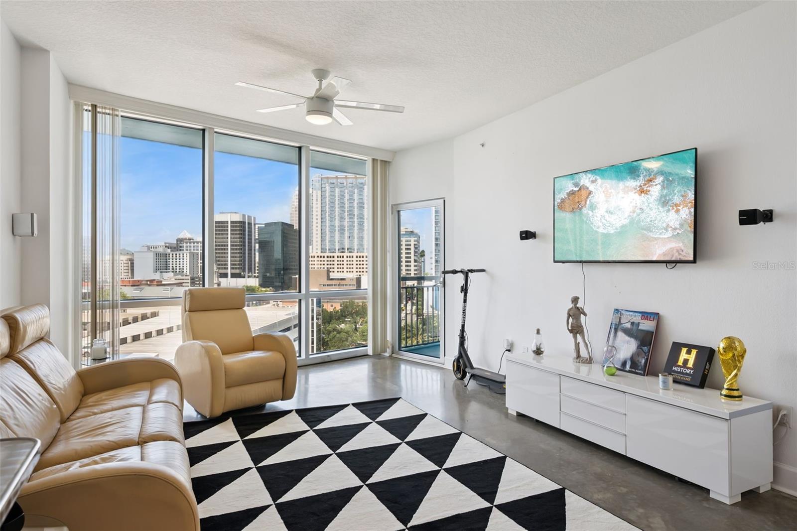 322 E CENTRAL BOULEVARD 1107