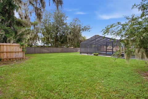 Tiny photo for 5240 Royal Oak Drive, Fruitland Park, FL 34731 (MLS # G5116757)