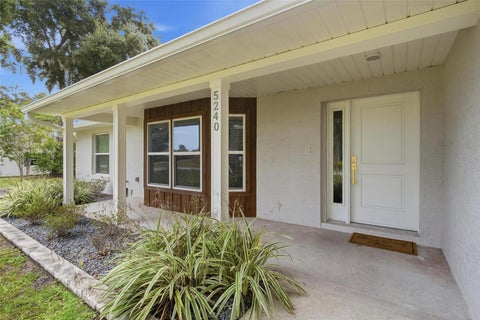 Tiny photo for 5240 Royal Oak Drive, Fruitland Park, FL 34731 (MLS # G5116757)