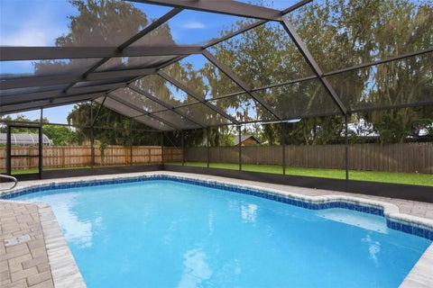 Tiny photo for 5240 Royal Oak Drive, Fruitland Park, FL 34731 (MLS # G5116757)