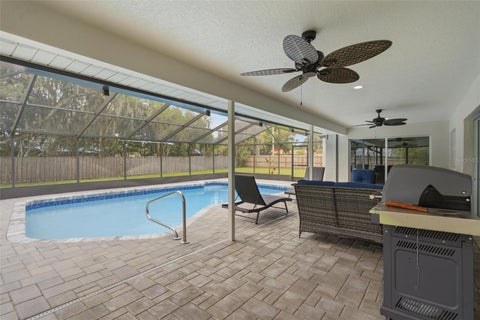 Tiny photo for 5240 Royal Oak Drive, Fruitland Park, FL 34731 (MLS # G5116757)