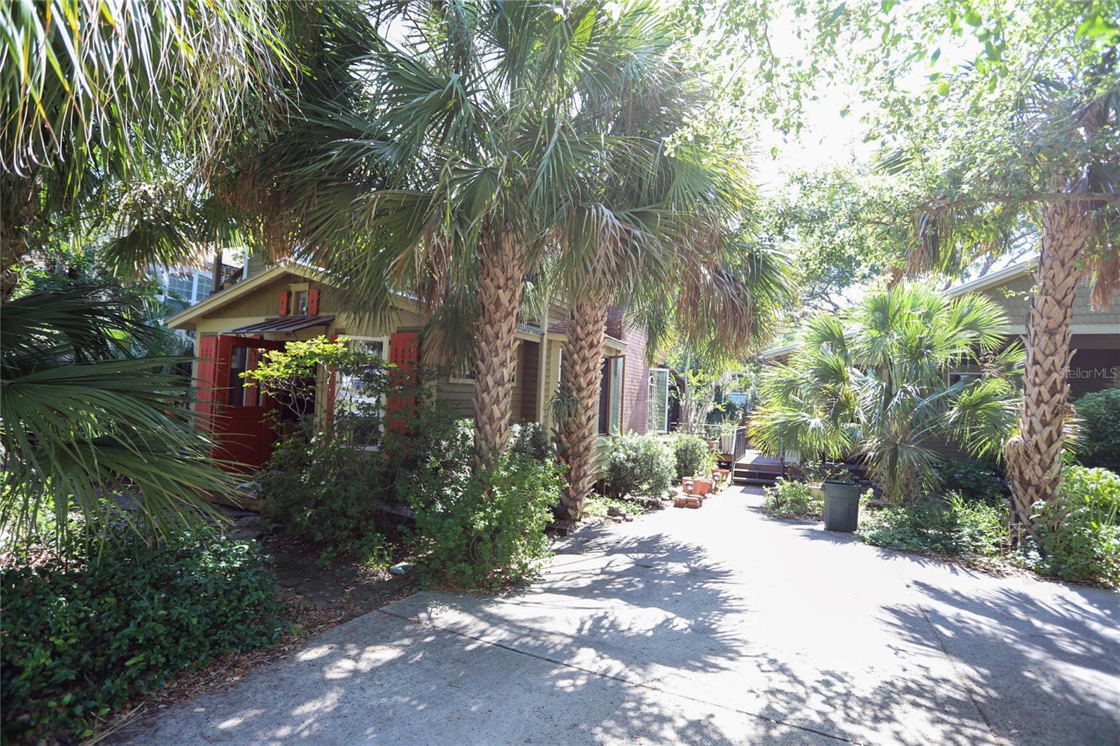 272 ORANGE STREET
