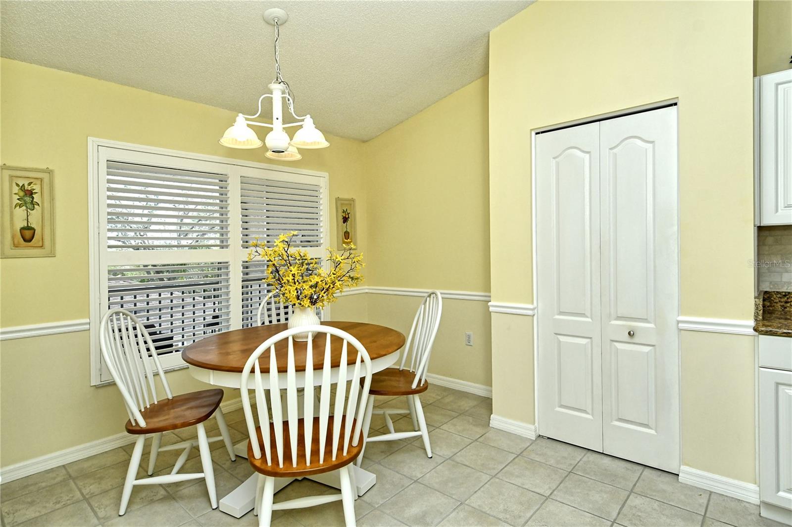 HERITAGE OAKS GOLF & COUNTRY CLUB - Residential