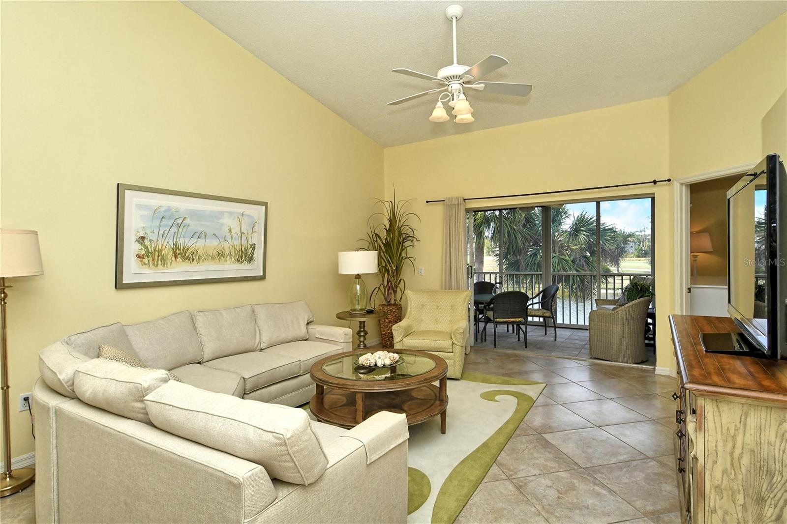 HERITAGE OAKS GOLF & COUNTRY CLUB - Residential