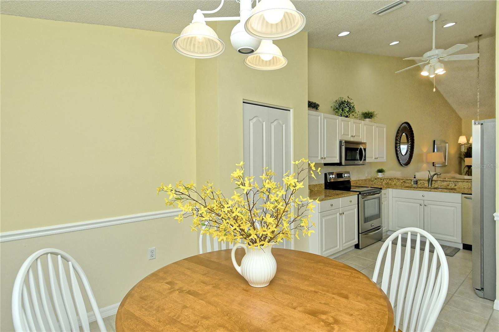 HERITAGE OAKS GOLF & COUNTRY CLUB - Residential