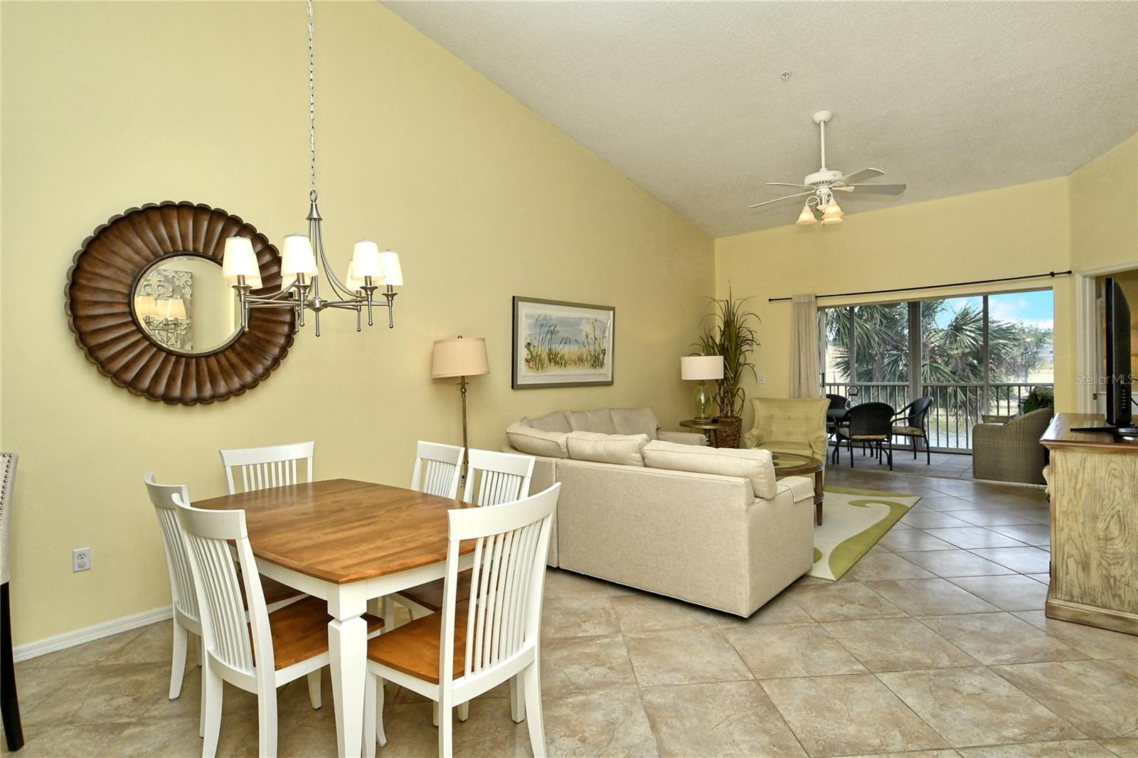 HERITAGE OAKS GOLF & COUNTRY CLUB - Residential