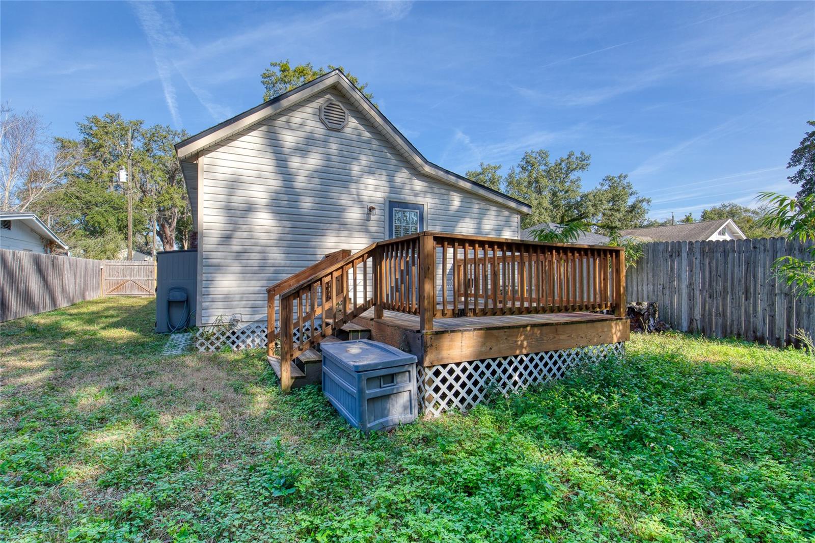 ST JOHNS PARK - Residential