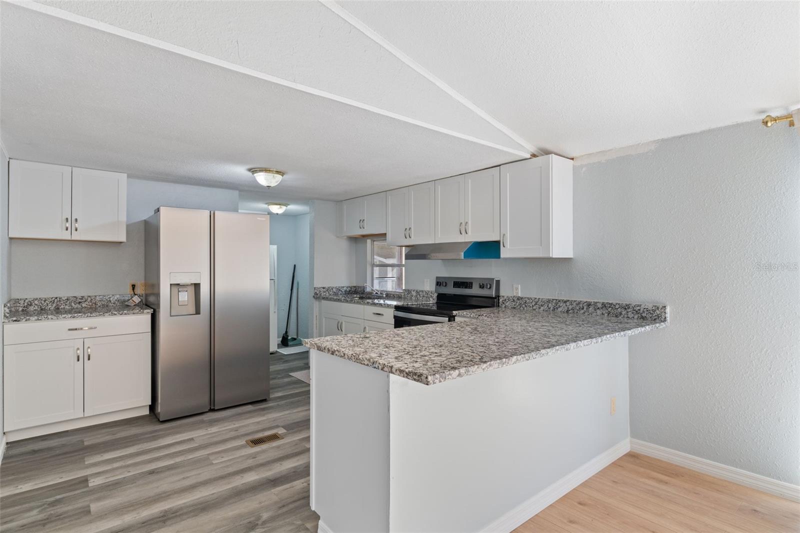 FOREST LAKE NORTH - Residential