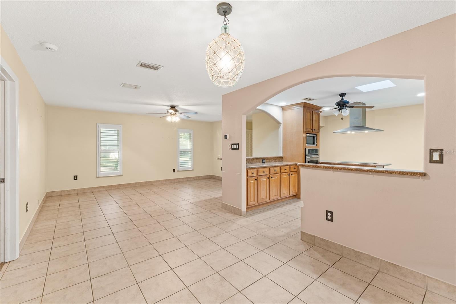 638 ORANGE COURT