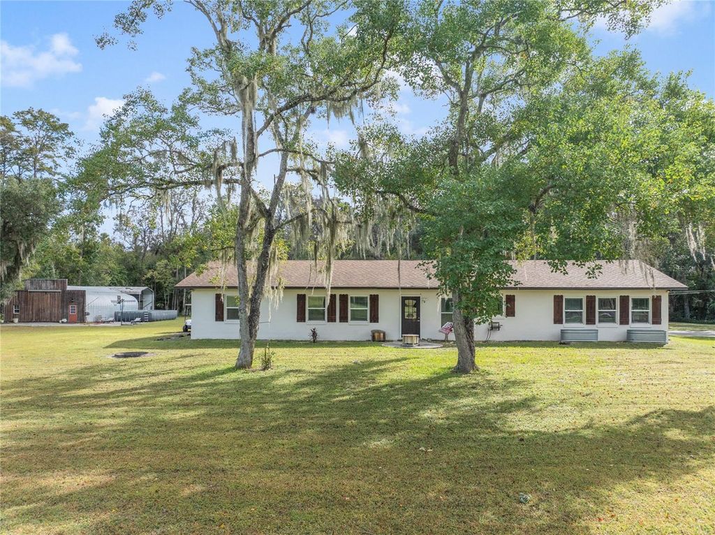 Photo of 305 Hargrove Lane, Kissimmee, FL 34747 (MLS # O6353540)