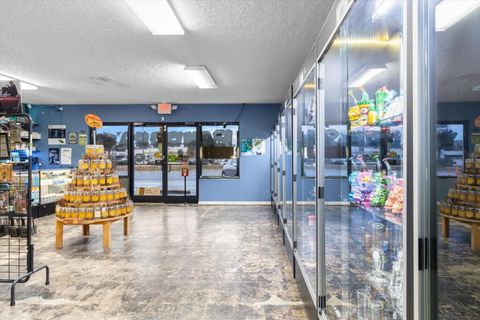 Tiny photo for 155 SE Us Highway 19, Crystal River, FL 34429 (MLS # OM692647)
