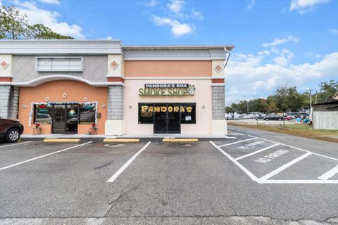 Tiny photo for 155 SE Us Highway 19, Crystal River, FL 34429 (MLS # OM692647)