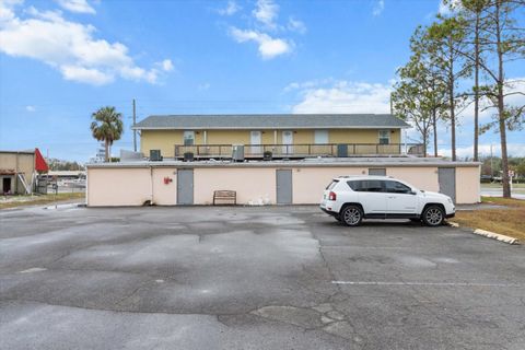 Tiny photo for 155 SE Us Highway 19, Crystal River, FL 34429 (MLS # OM692647)