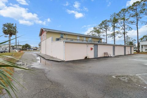 Tiny photo for 155 SE Us Highway 19, Crystal River, FL 34429 (MLS # OM692647)