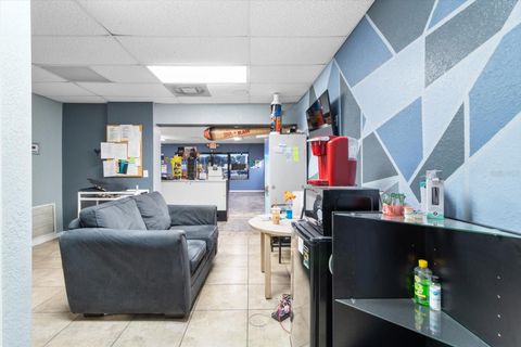 Tiny photo for 155 SE Us Highway 19, Crystal River, FL 34429 (MLS # OM692647)