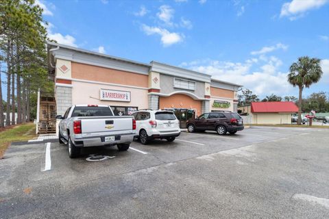 Tiny photo for 155 SE Us Highway 19, Crystal River, FL 34429 (MLS # OM692647)