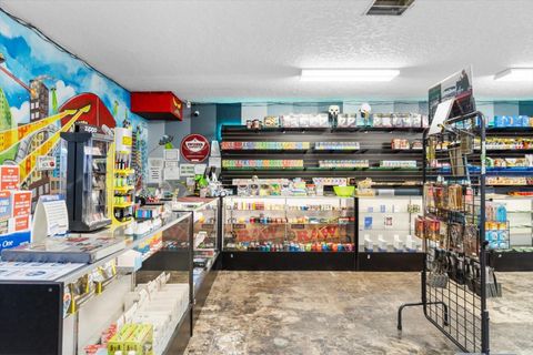 Tiny photo for 155 SE Us Highway 19, Crystal River, FL 34429 (MLS # OM692647)