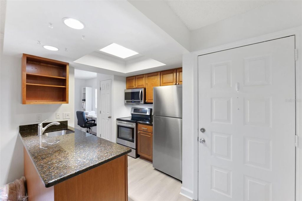 Photo of 3808 N Oak Drive #U31, Tampa, FL 33611 (MLS # TB8513323)