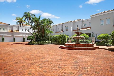 Photo of 4965 Bayshore Boulevard #4965, Tampa, FL 33611 (MLS # TB8406492)