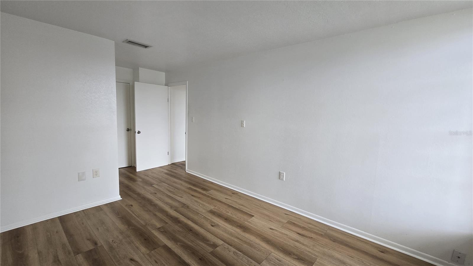 TAHITIAN GARDENS CONDO - Residential